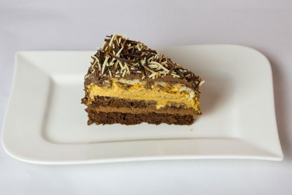 Felie de Tort cu Caramel