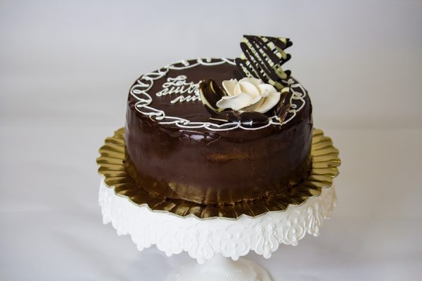 Tort Alb Negru