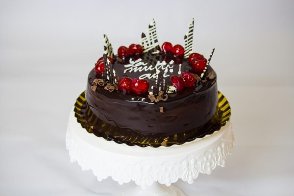 Tort de Ciocolata cu Visine